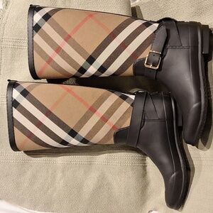 Burberry rain boots EU 39 US size 8.5
